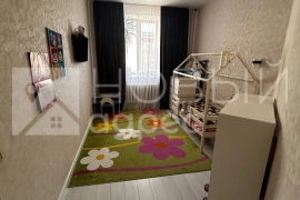 3-к. квартира, 85,7 м², 3/6 эт.